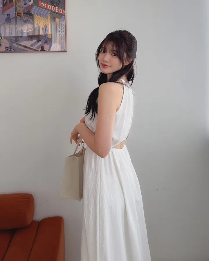 💕法式輕奢休閒簡約露背收腰無袖掛脖連衣裙