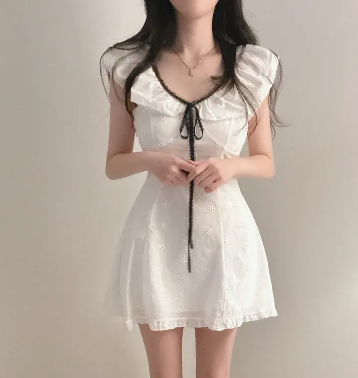 💕chic收腰顯瘦蝴蝶結系繩連衣裙