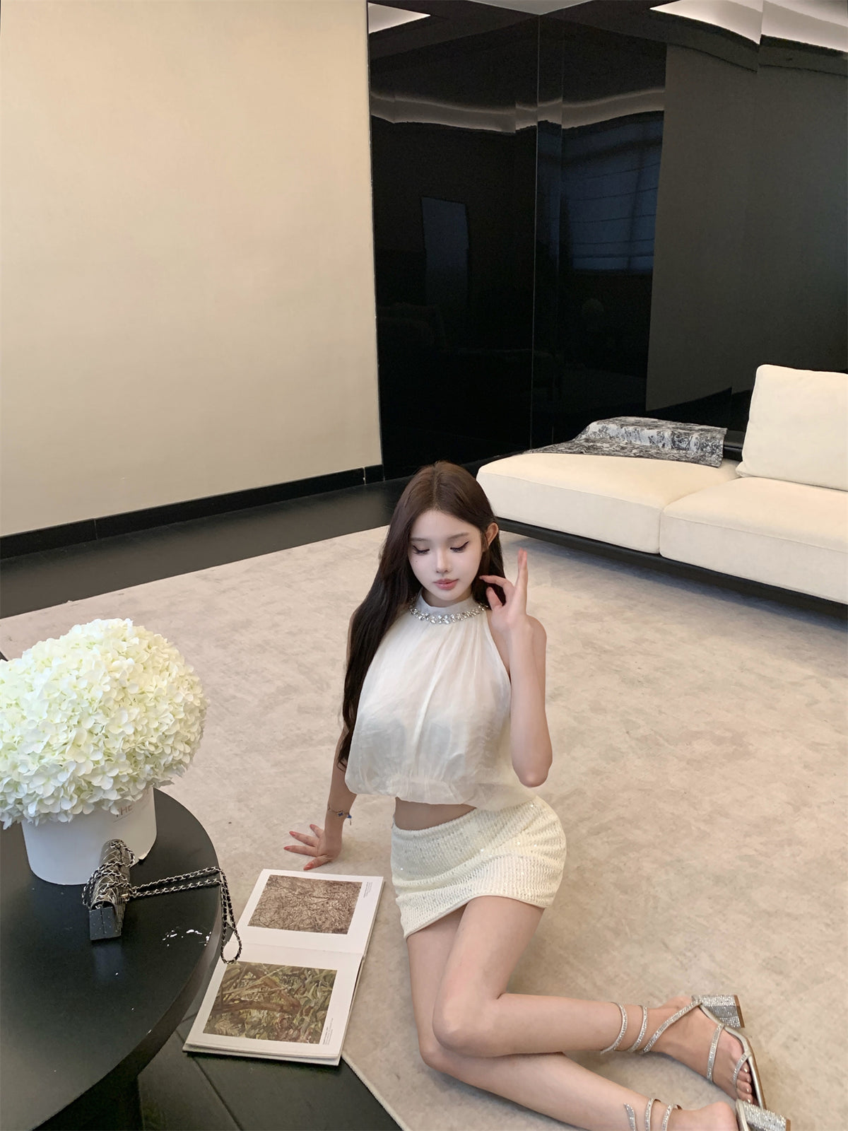 💕夏季高級氣質感掛脖花苞上衣珠片半身裙兩件套