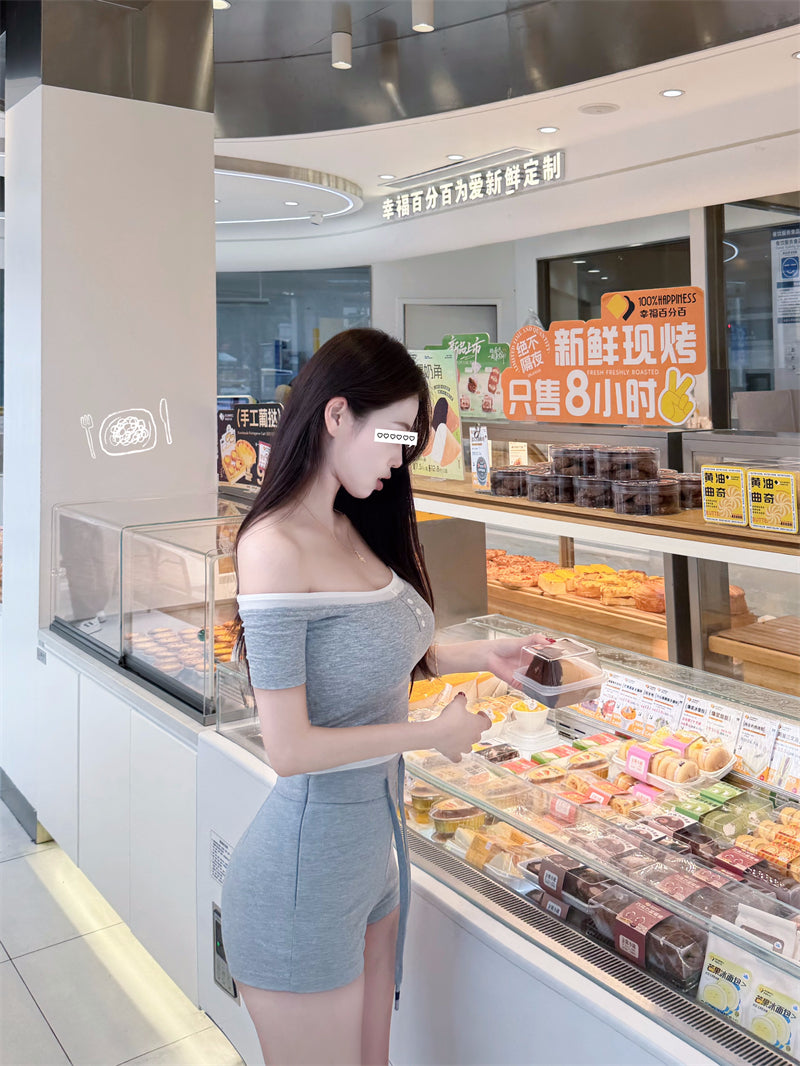 💕韓系假兩件撞色斜肩露肩上衣
