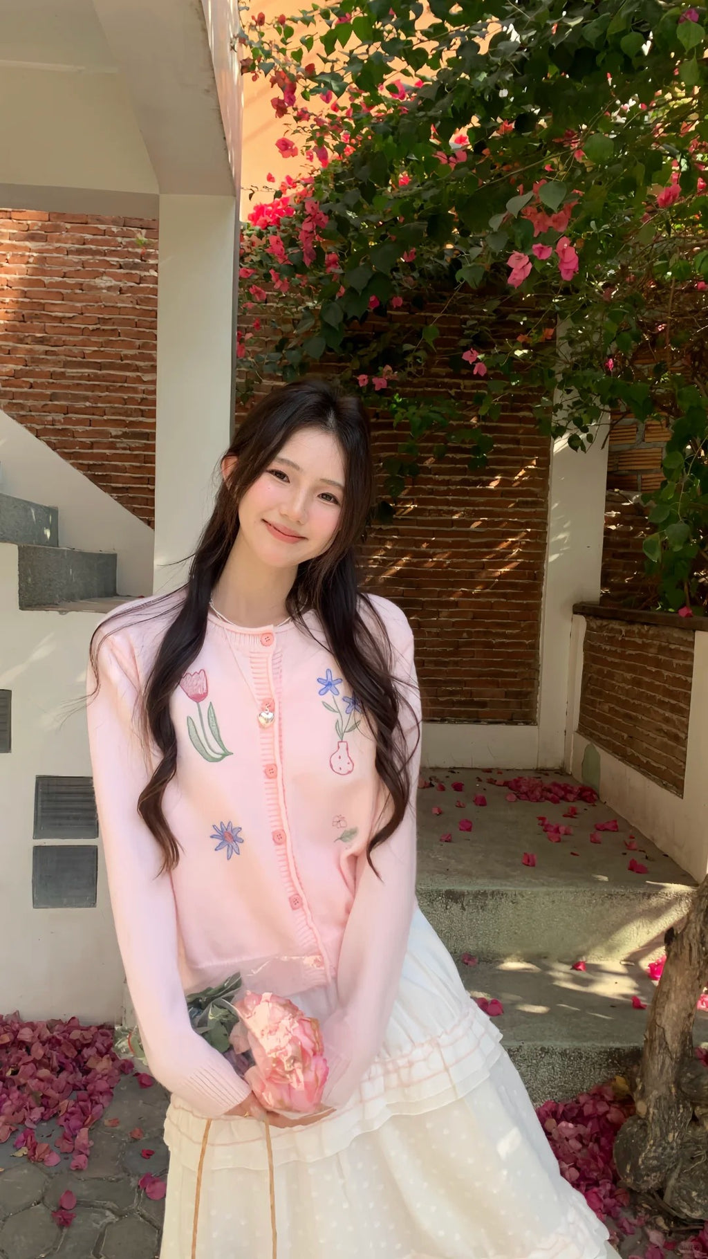 💕慵懶甜美粉色刺繡小花翻領針織開衫