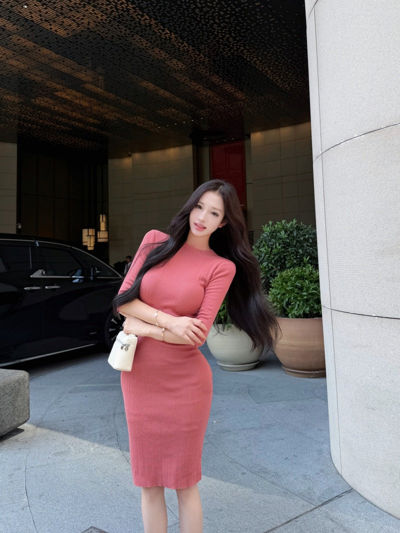 💕溫柔優雅氣質中袖修身包臀中長針織裙