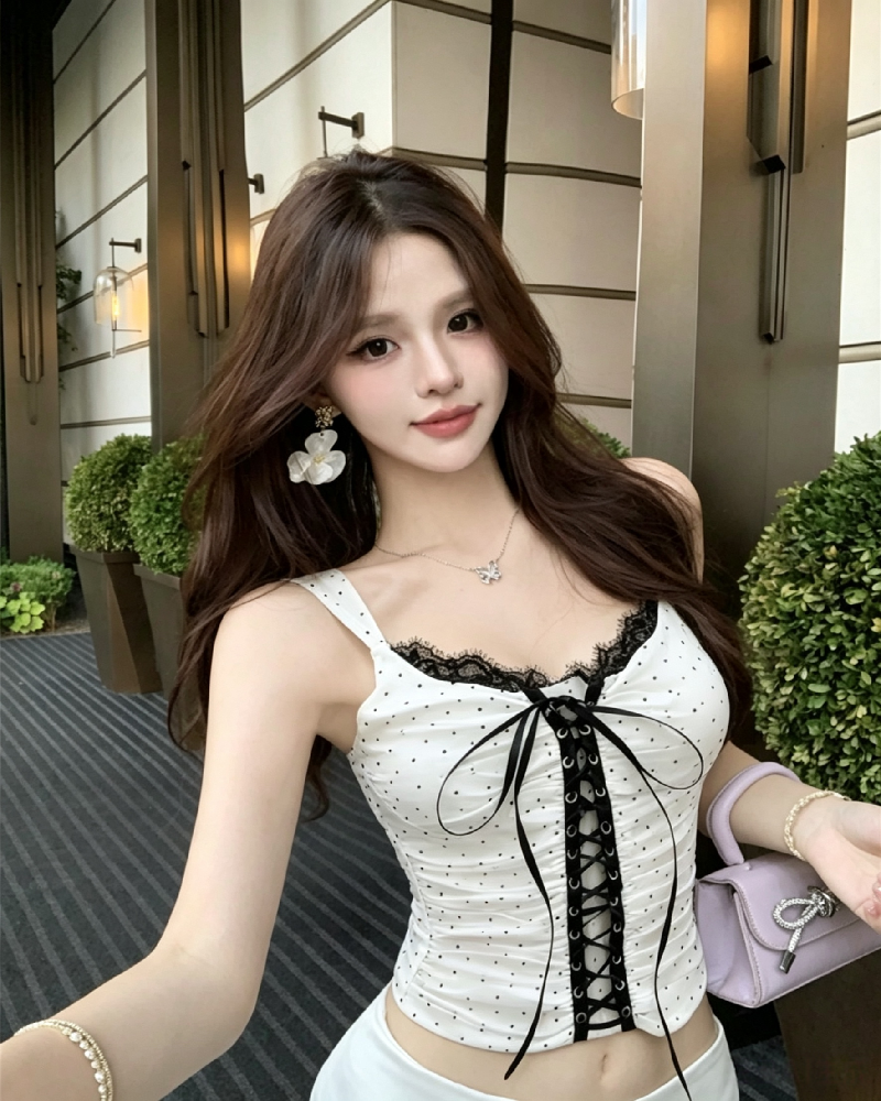 💕美式辣妹波點蕾絲拼接吊帶交叉綁帶上衣