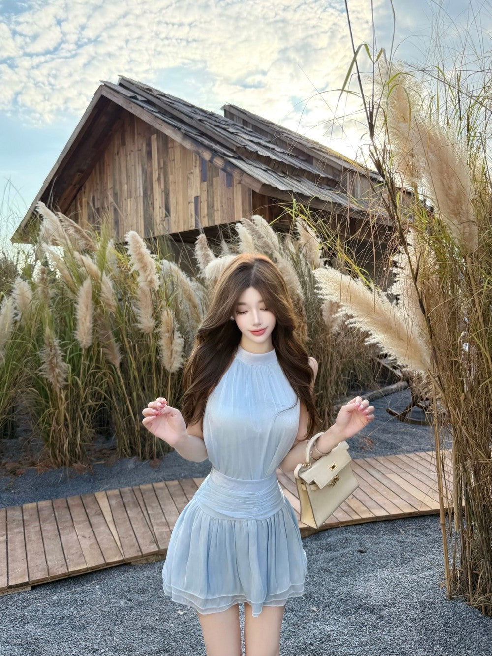 💕法式溫柔無袖掛脖連衣裙