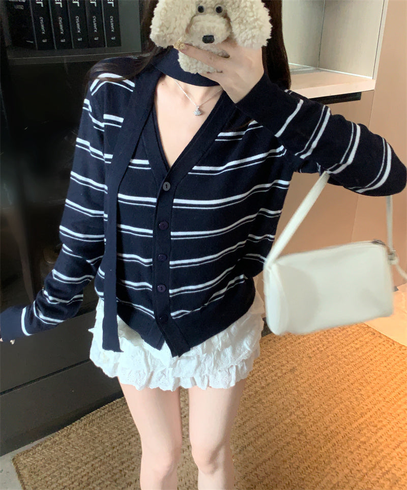 💕法式學院風復古條紋掛脖針織V領上衣