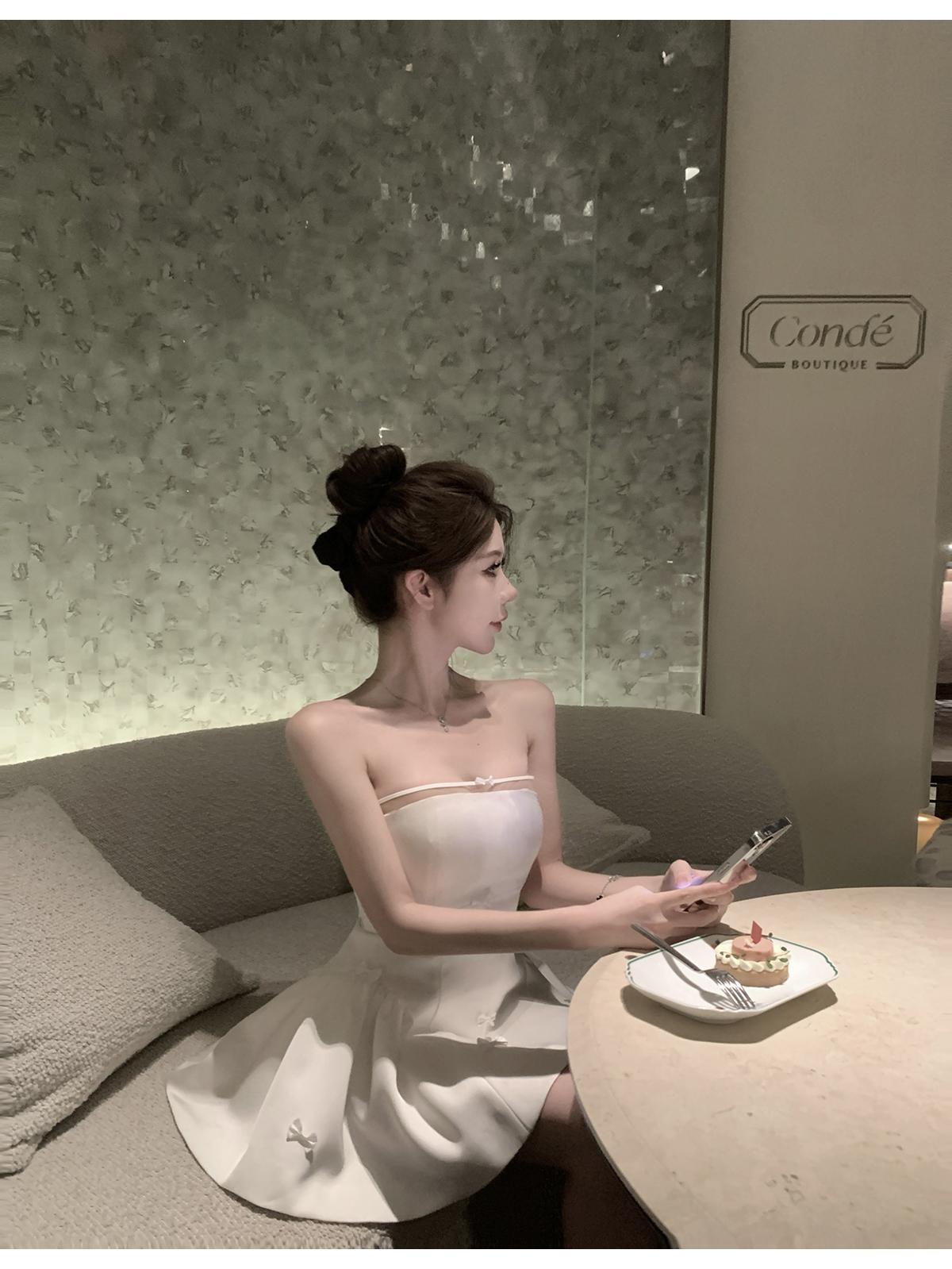 💕簡約氣質名媛緞面抹胸蝴蝶結連身裙
