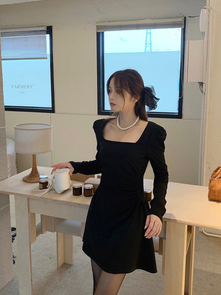 💕秋冬黑色赫本風方領小個子連衣裙