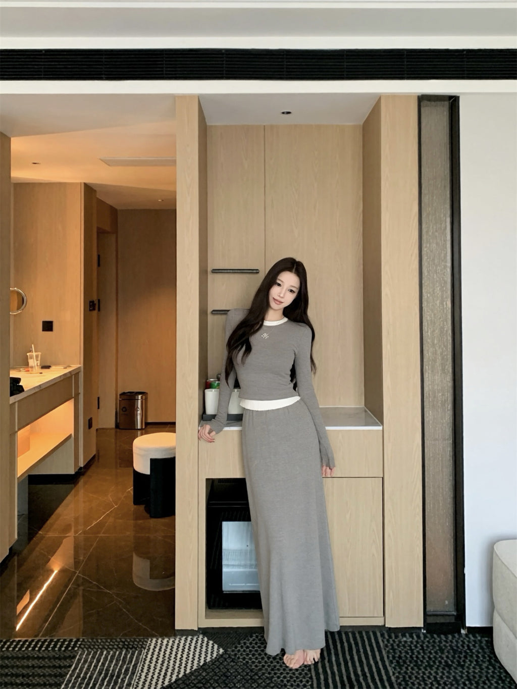 💕磨毛加絨修身圓領撞色短上衣+寬鬆半長裙兩件套