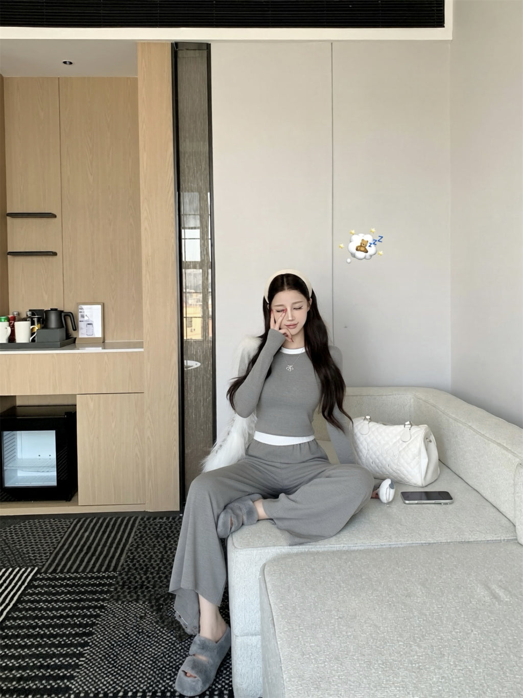 💕磨毛加絨修身圓領撞色短上衣+寬鬆半長裙兩件套