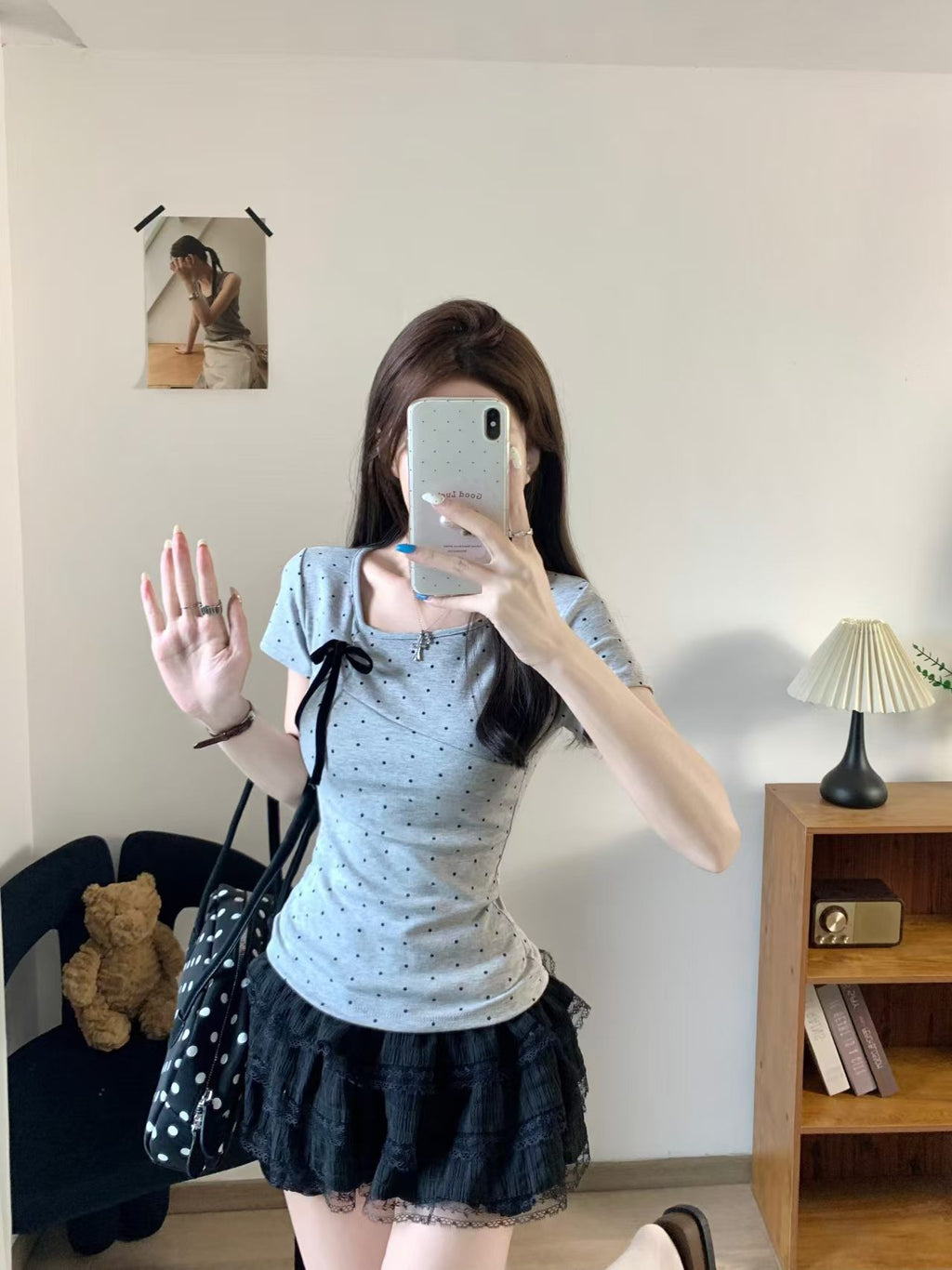 💕簡約百搭休閒帶胸墊蝴蝶結點點正肩上衣