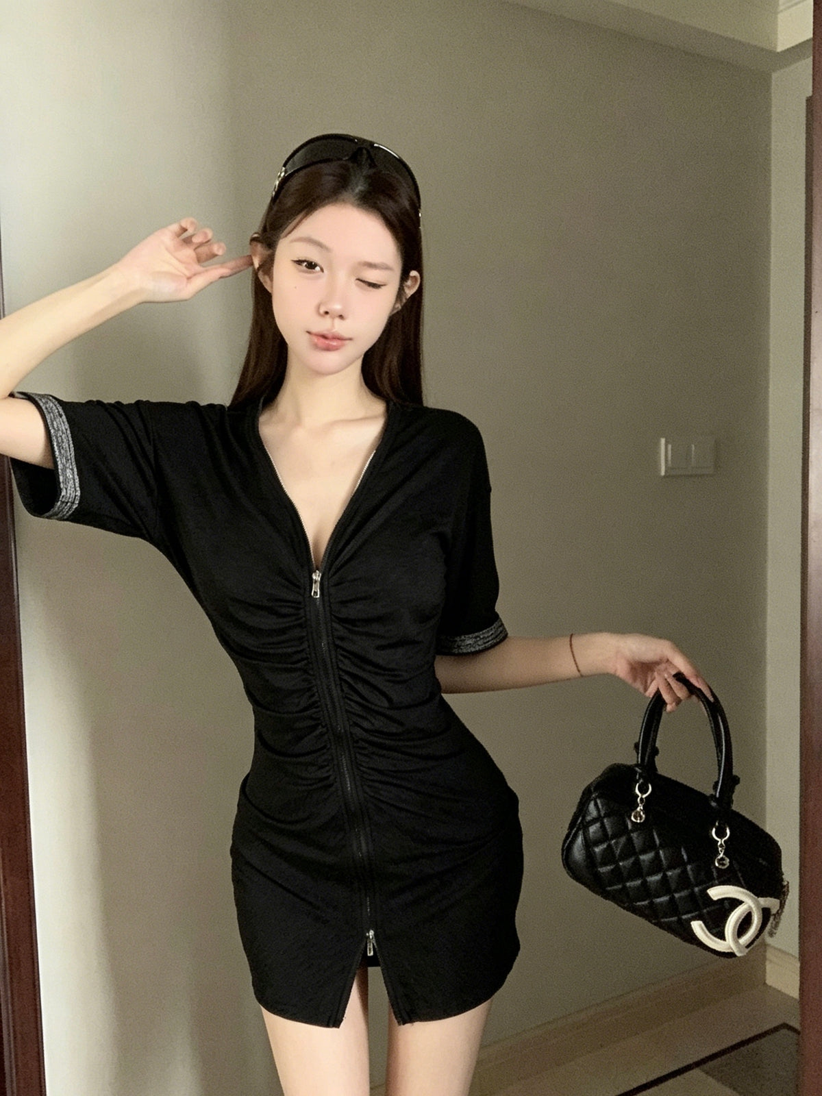 💕休閒簡約韓系黑色收腰V領拉鍊短裙