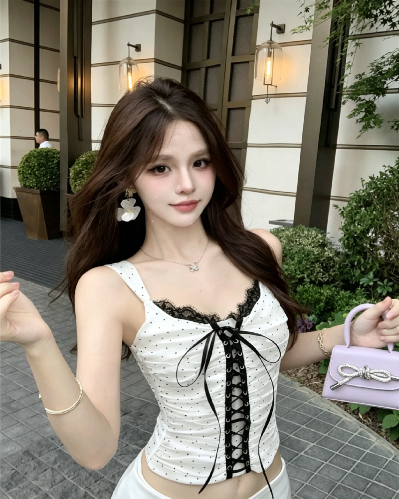 💕美式辣妹波點蕾絲拼接吊帶交叉綁帶上衣