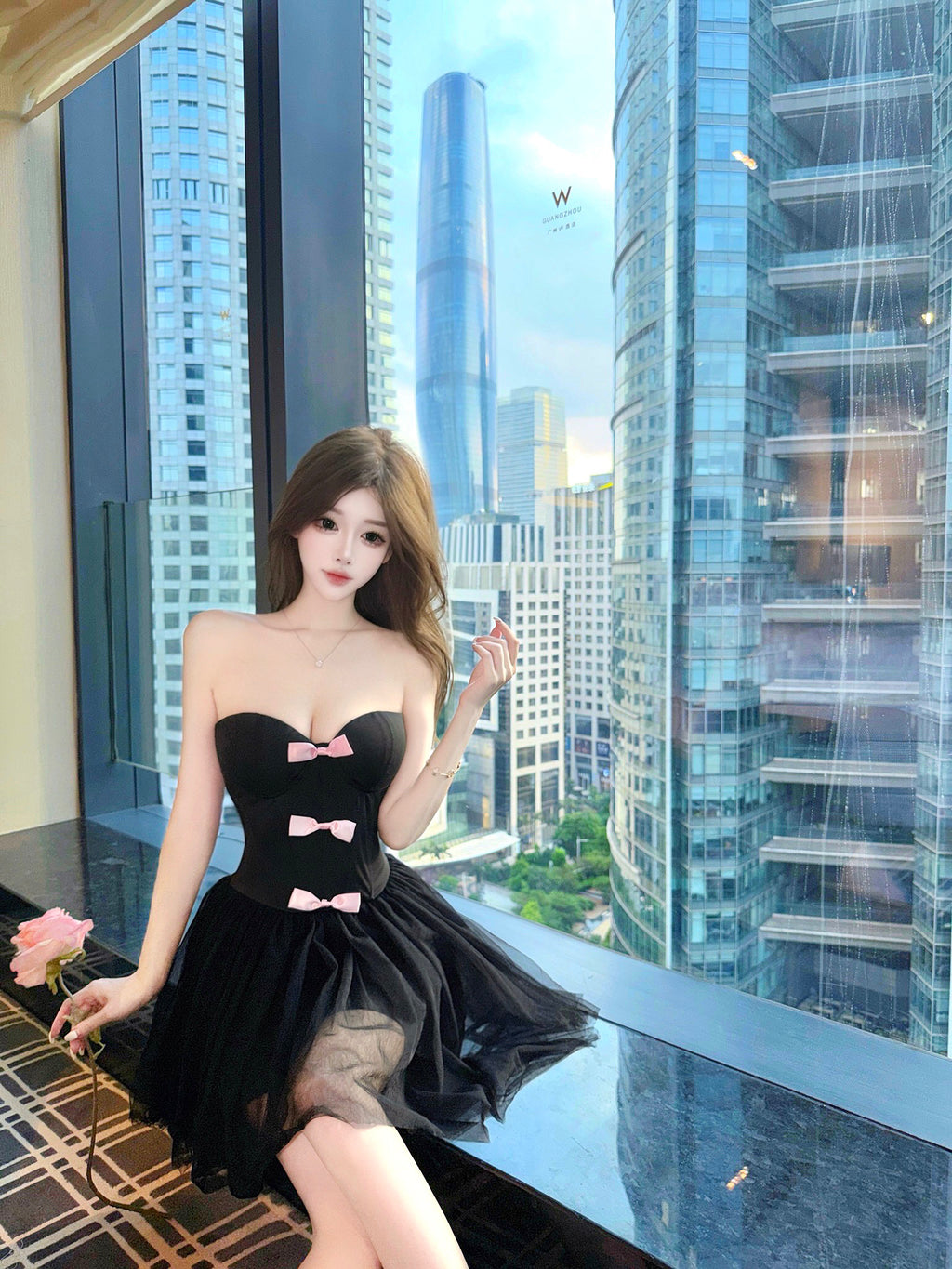 💕法式純欲粉色蝴蝶結抹胸小禮服
