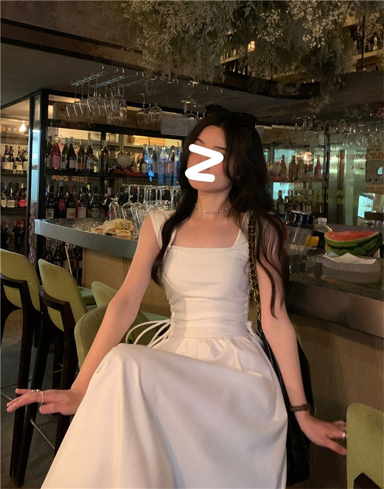 💕高級感法式白色收腰顯瘦吊帶連衣裙
