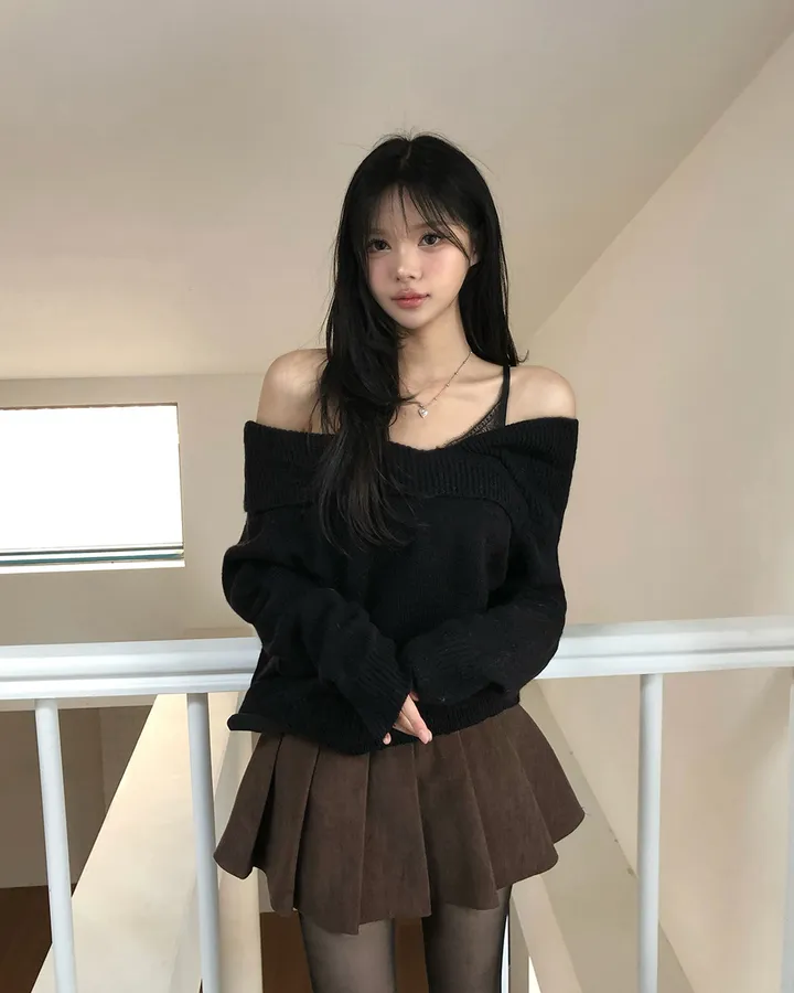 💕chic秋季假兩件蕾絲花邊打底一字肩針織上衣