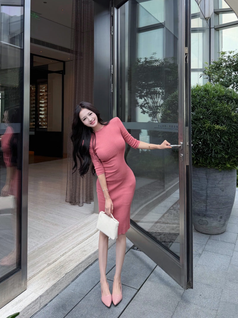 💕溫柔優雅氣質中袖修身包臀中長針織裙