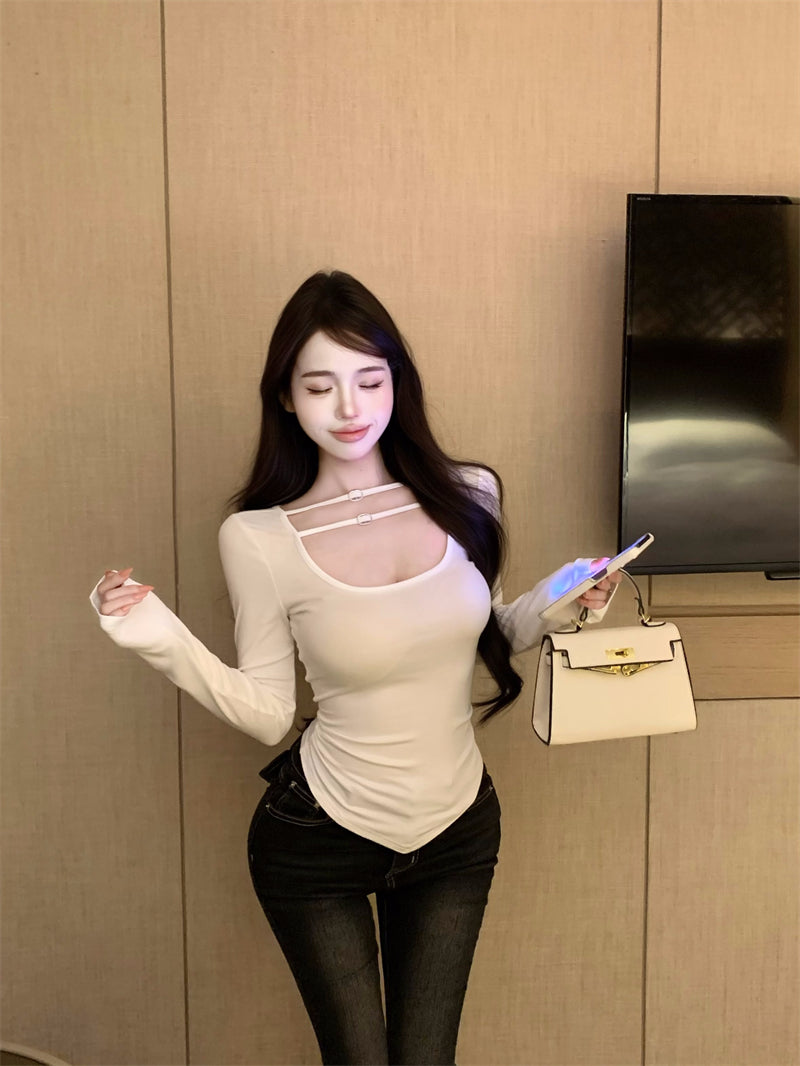 💕氣質設計感褶皺雙條扣低胸上衣