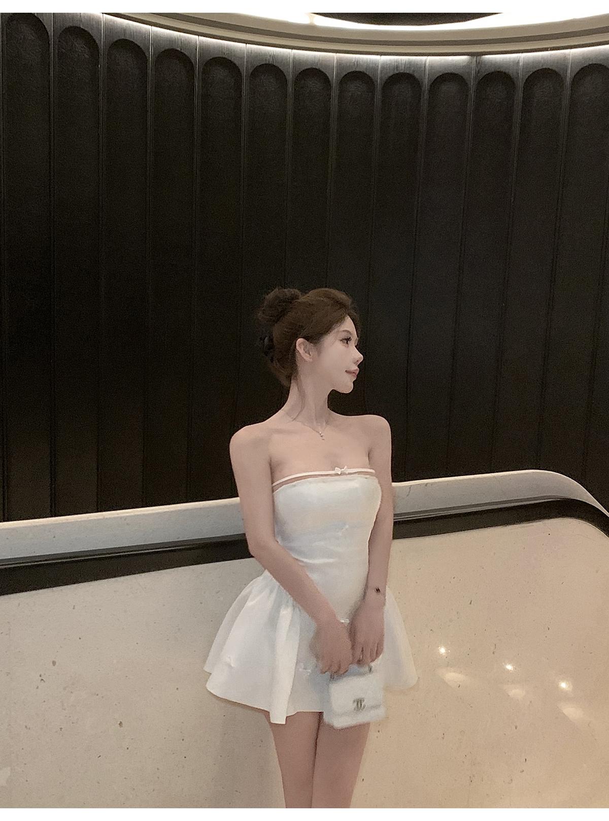 💕簡約氣質名媛緞面抹胸蝴蝶結連身裙
