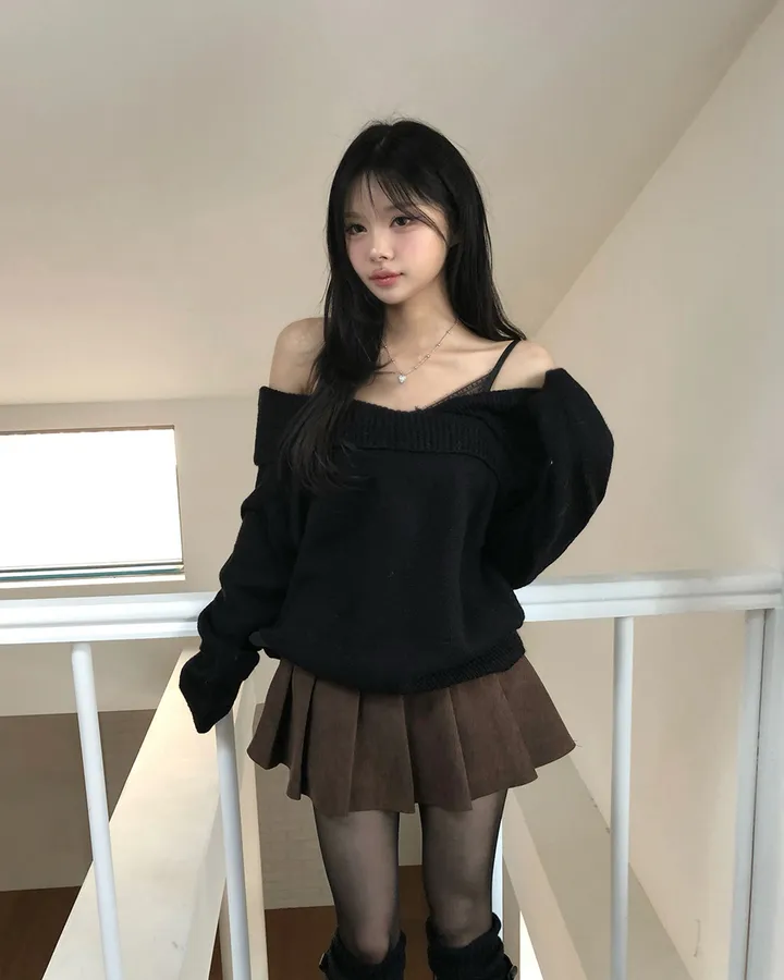 💕chic秋季假兩件蕾絲花邊打底一字肩針織上衣