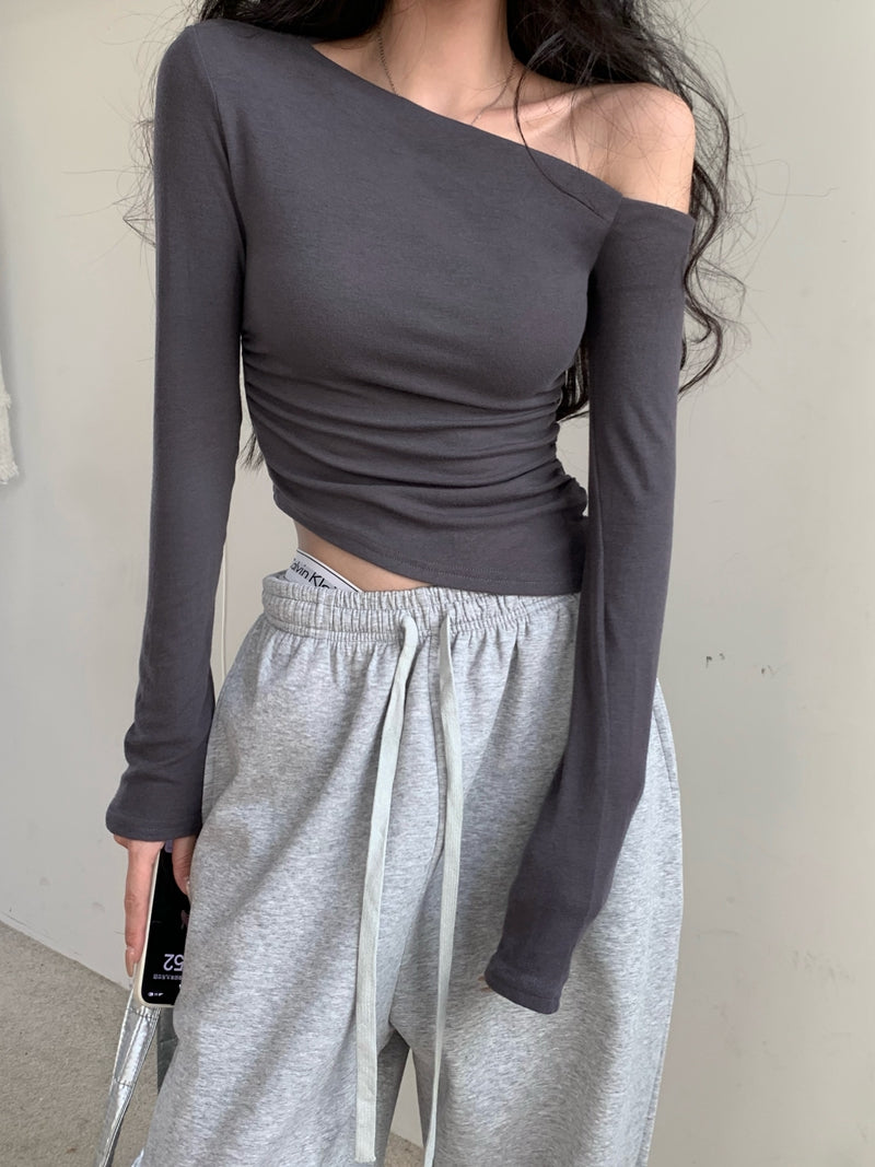 💕純欲性感不規則露肩黑色長袖斜肩上衣