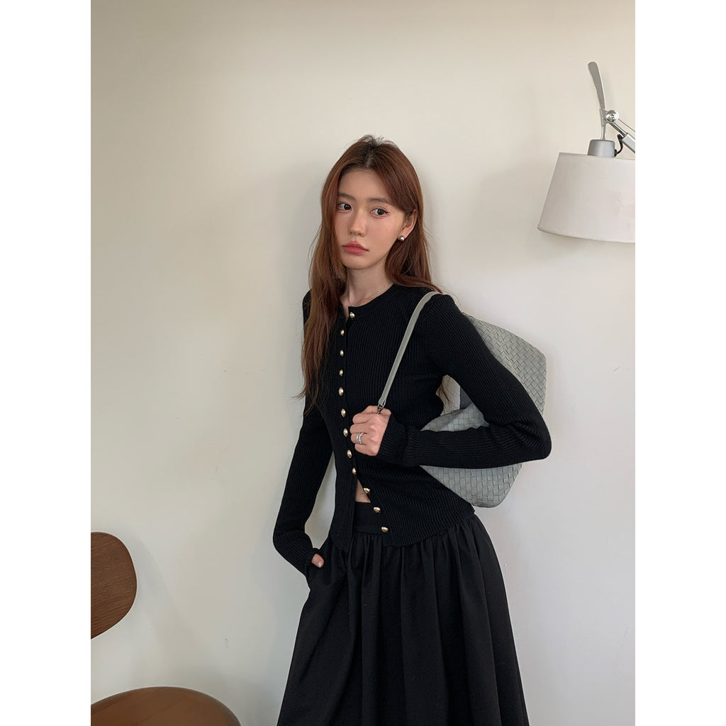 💕miu系氣質黑色金扣針織上衣
