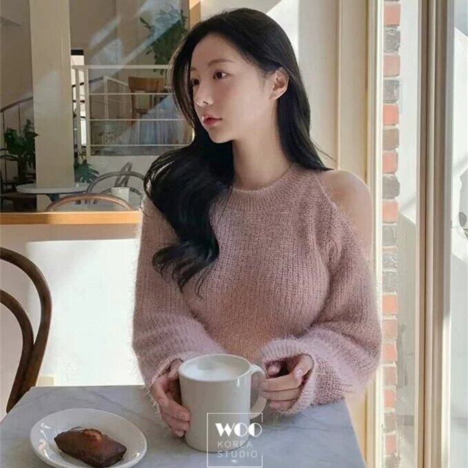 💕chic韓系秋冬短款露肩毛茸茸針織衫