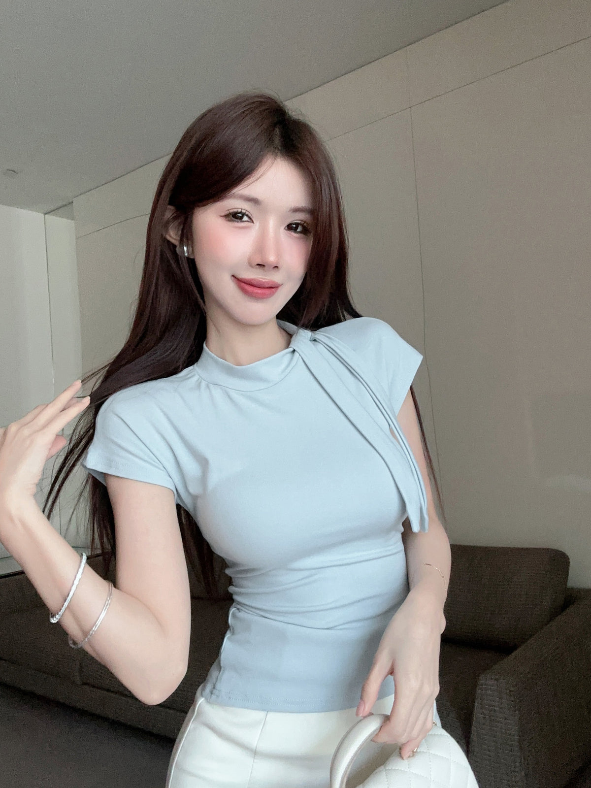 💕夏季設計款系帶圍巾領T袖上衣