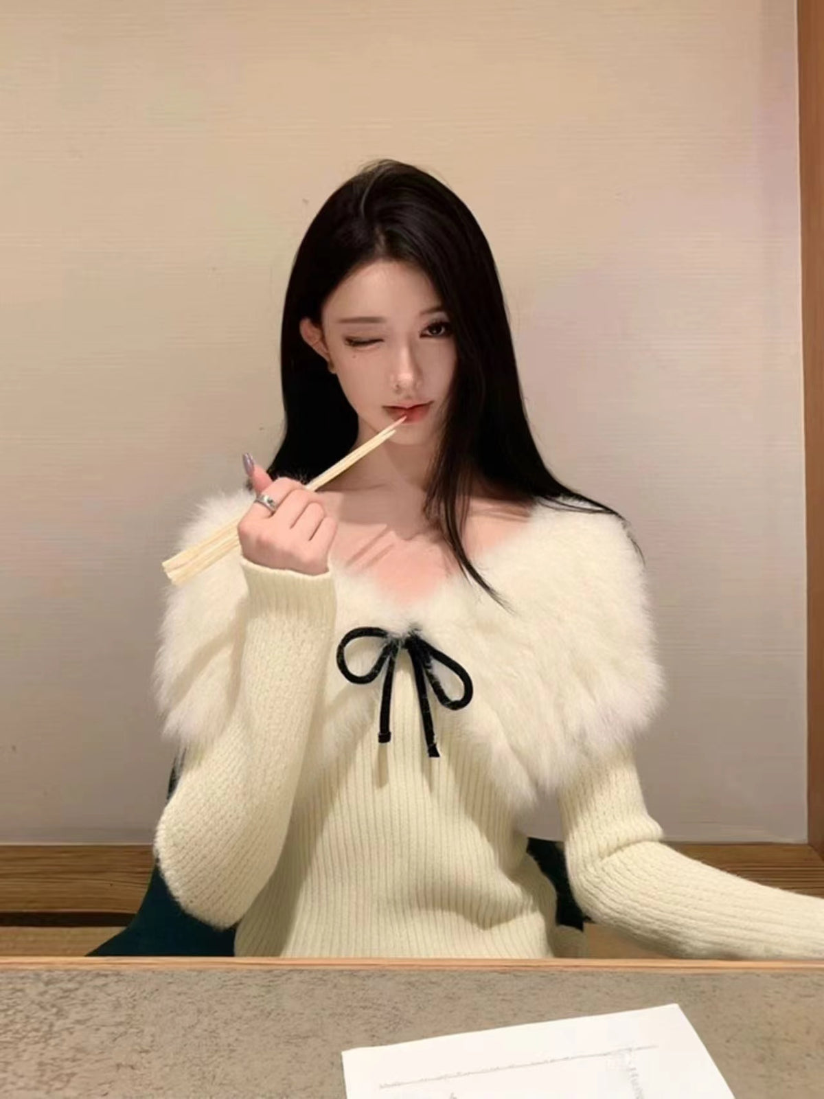 💕秋冬氛圍感白色毛毛拼接上衣