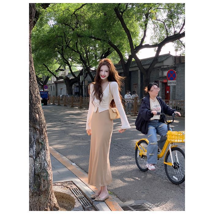 💕休閒氣質百搭扭結假兩件掛脖修身顯瘦連衣裙
