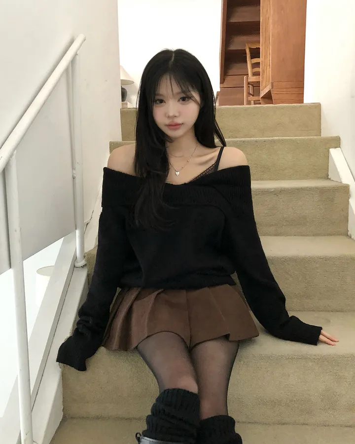 💕chic秋季假兩件蕾絲花邊打底一字肩針織上衣