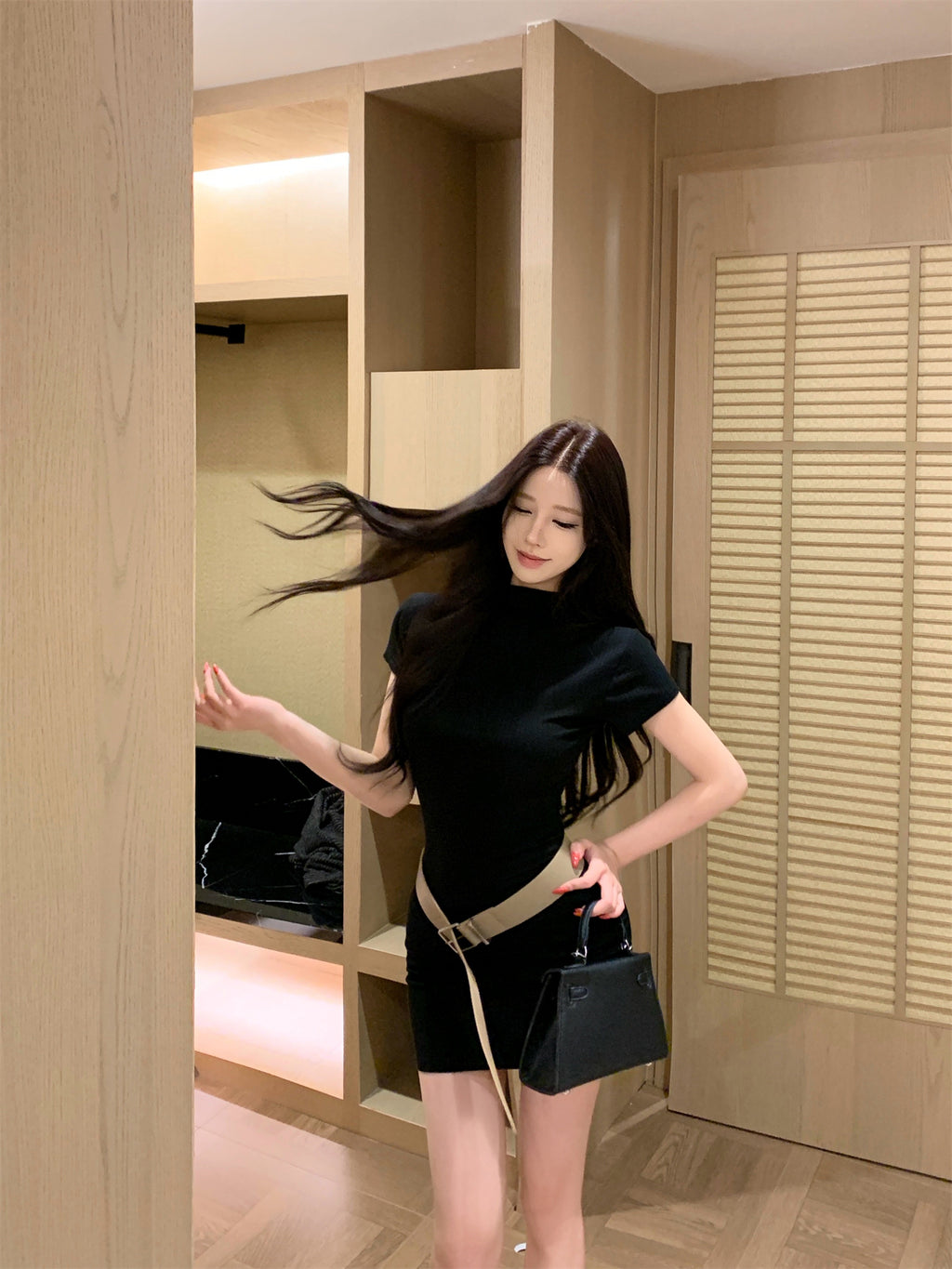 💕韓系法式高級感半高領短袖連衣裙