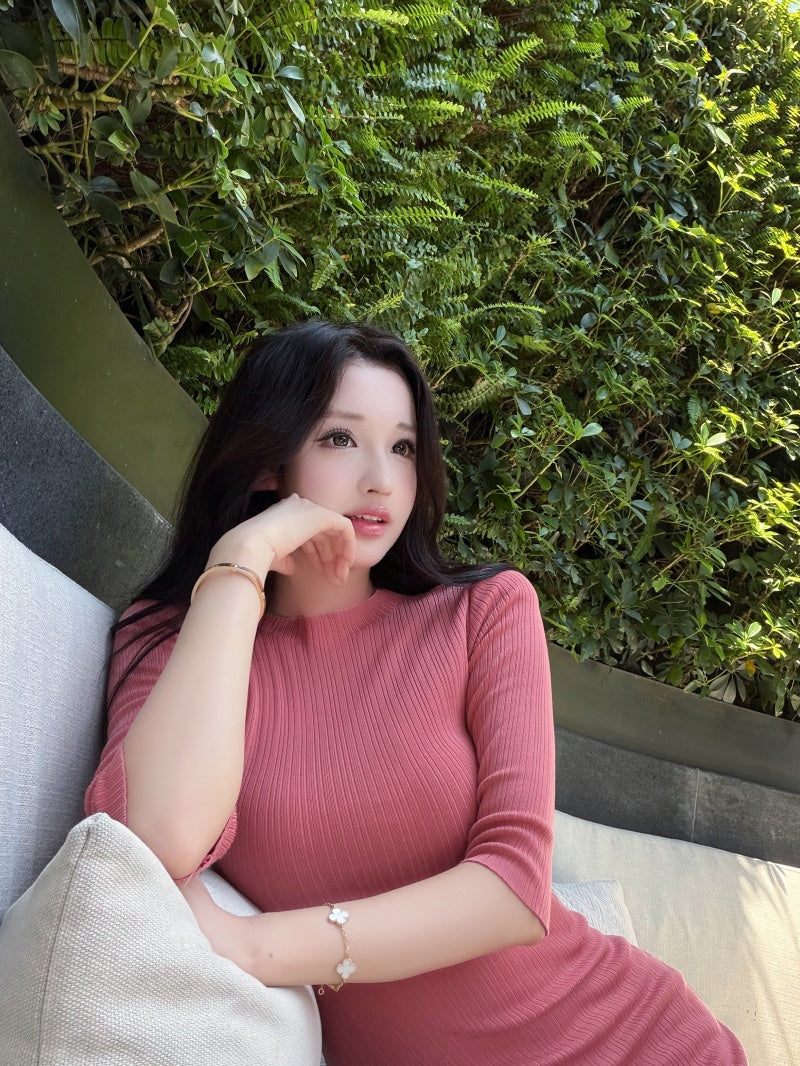 💕溫柔優雅氣質中袖修身包臀中長針織裙