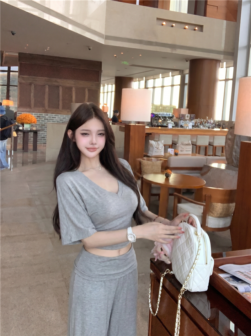 💕慵懶風V領收腰顯瘦蝙蝠袖上衣&直筒褲套裝