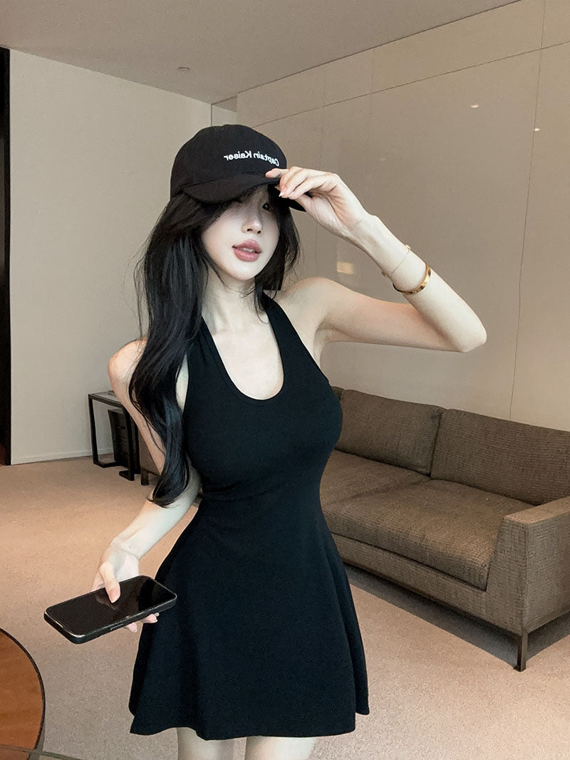 💕百搭簡約性感露背掛脖針織短傘裙
