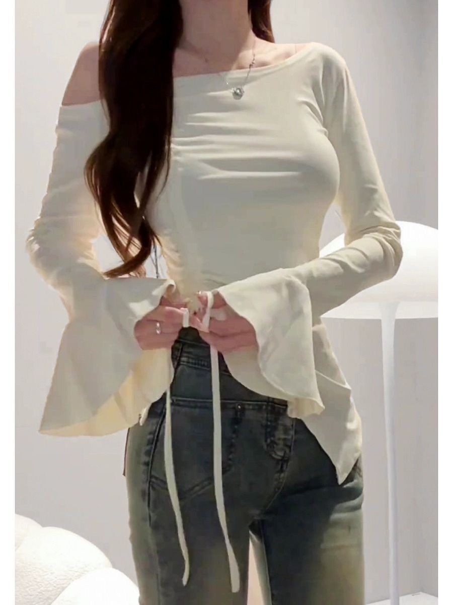 💕純欲喇叭袖露肩抽繩顯瘦上衣