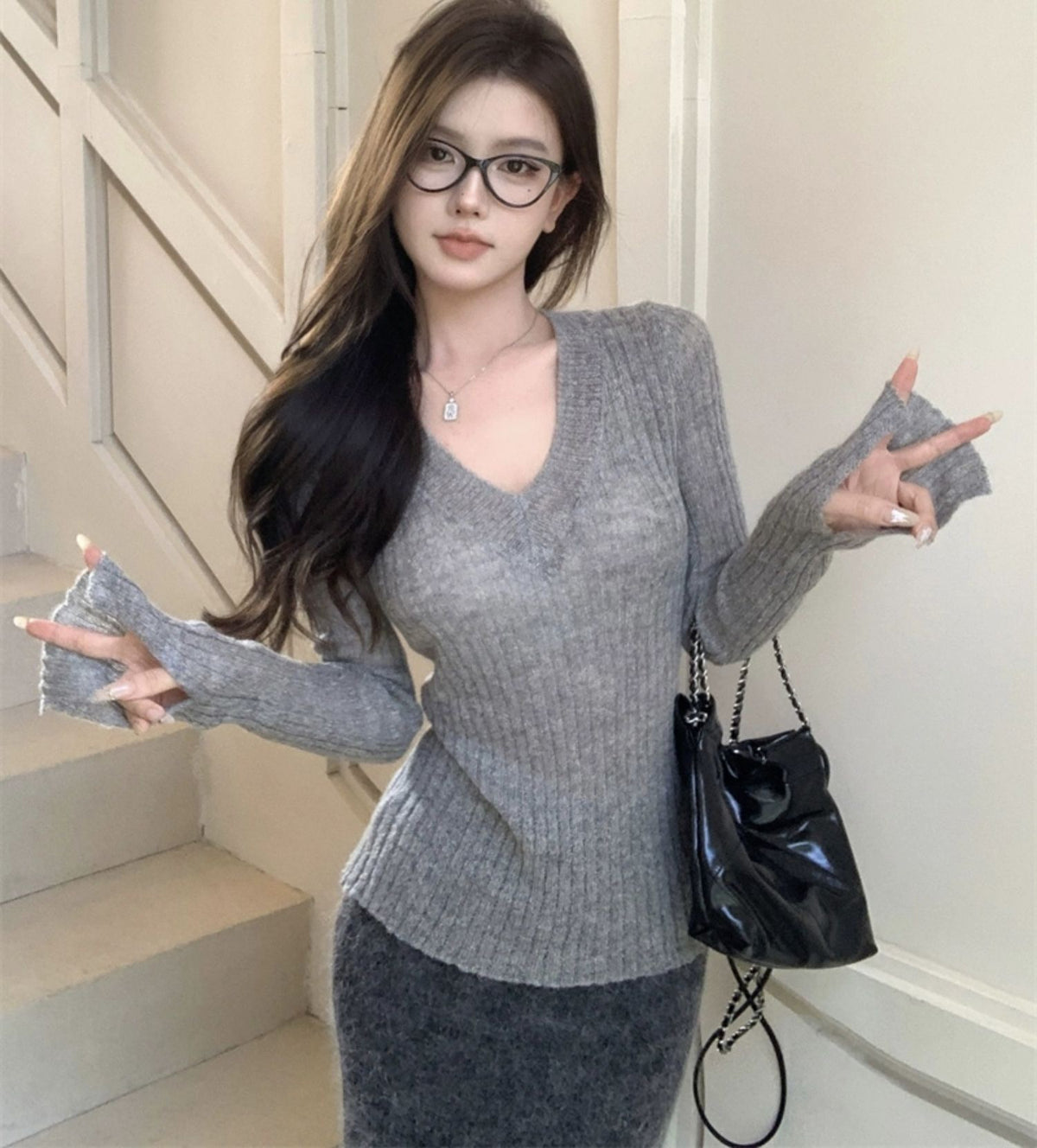 💕秋冬純欲辣妹性感V領喇叭袖上衣