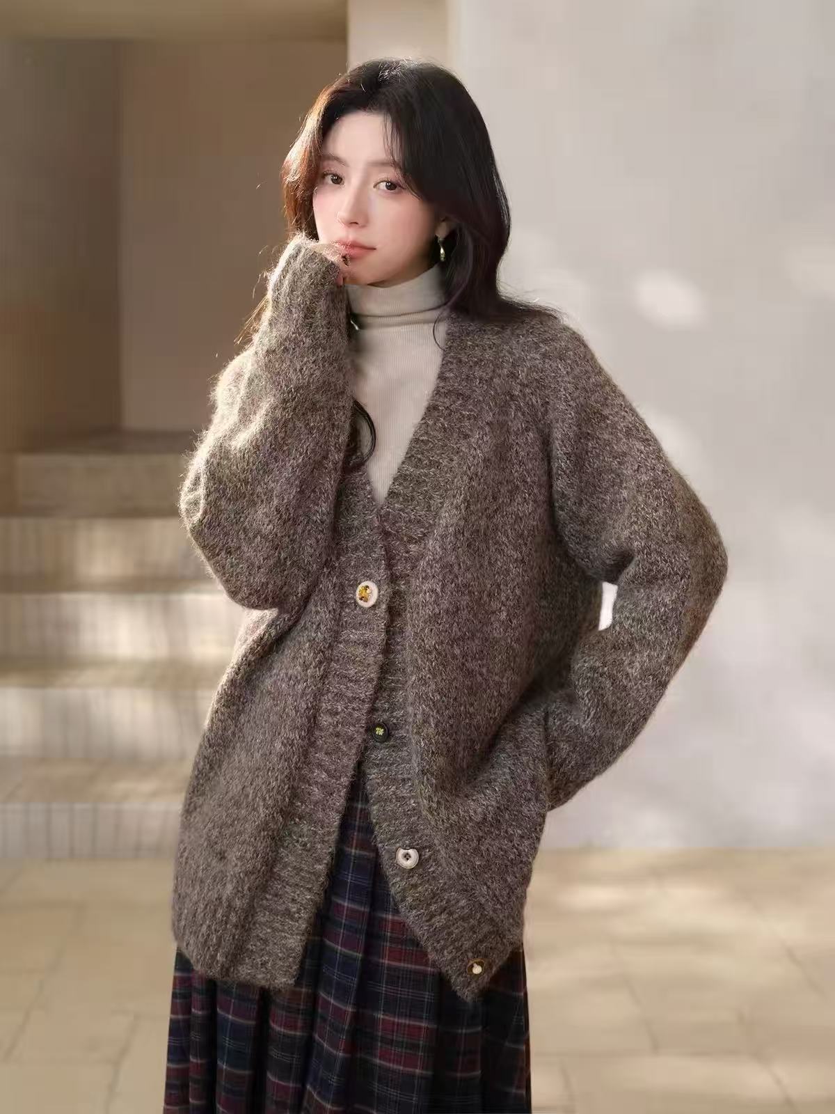 💕溫柔軟糯氣質復古V領毛衣長版開衫