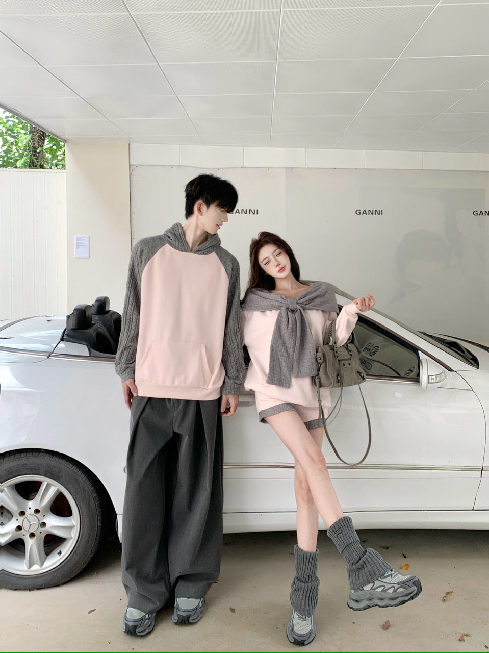 💕清透撞色一字肩連帽寬鬆休閒情侶套裝