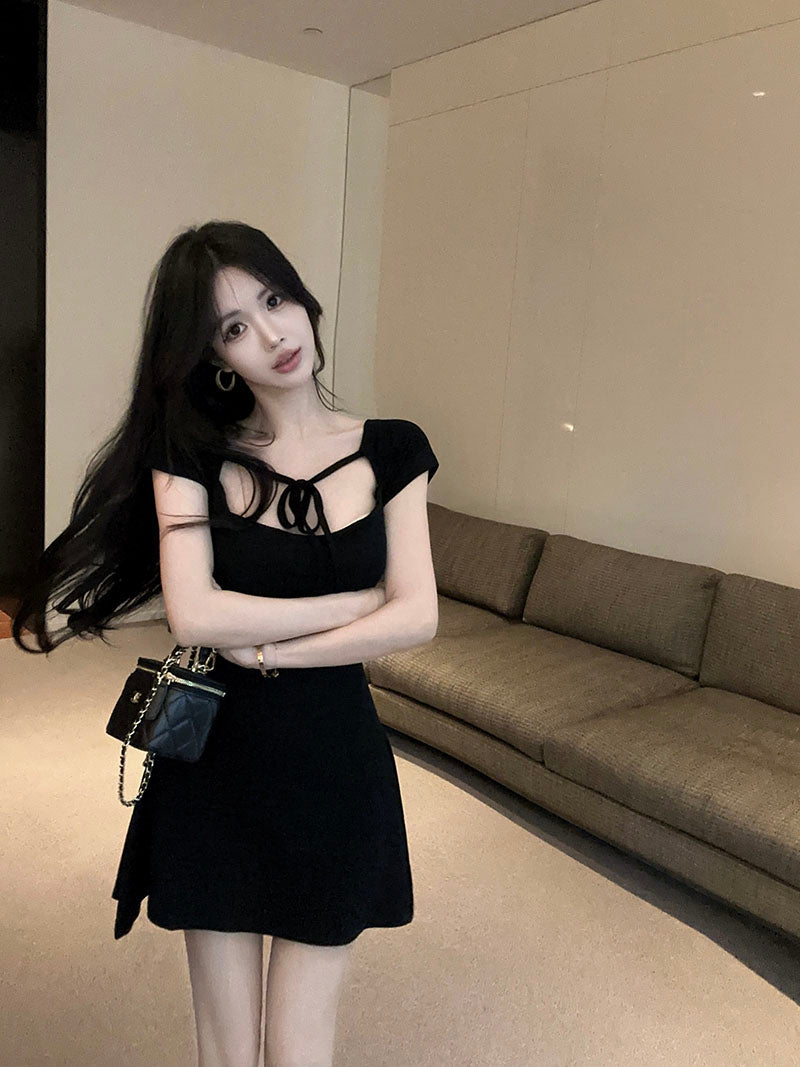 💕氛圍感系帶針織純御小黑裙