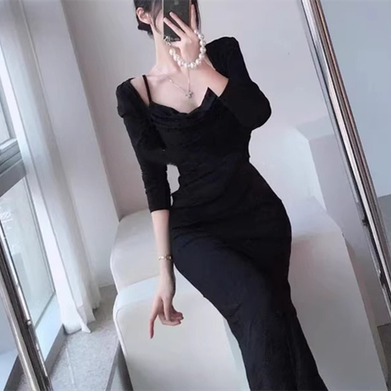 💕溫柔春秋高腰吊帶包臀連衣裙+薄款長袖兩件套