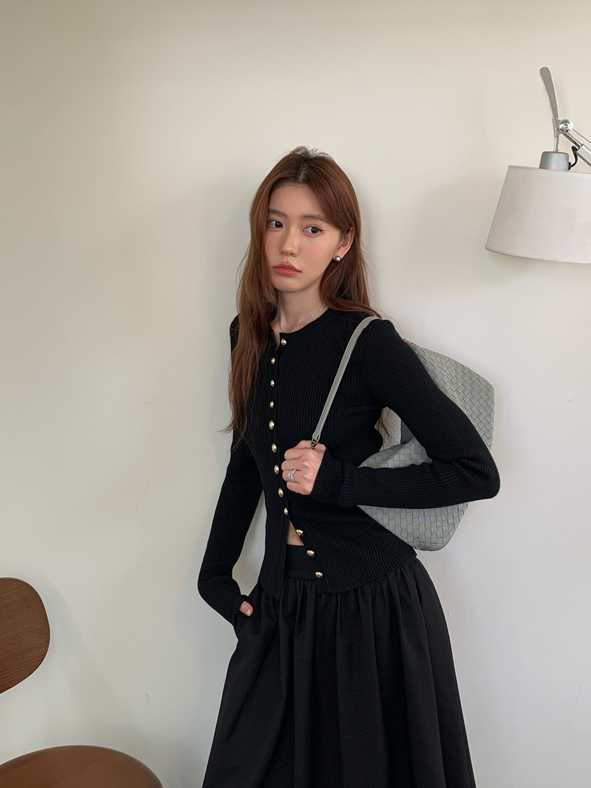 💕miu系氣質黑色金扣針織上衣