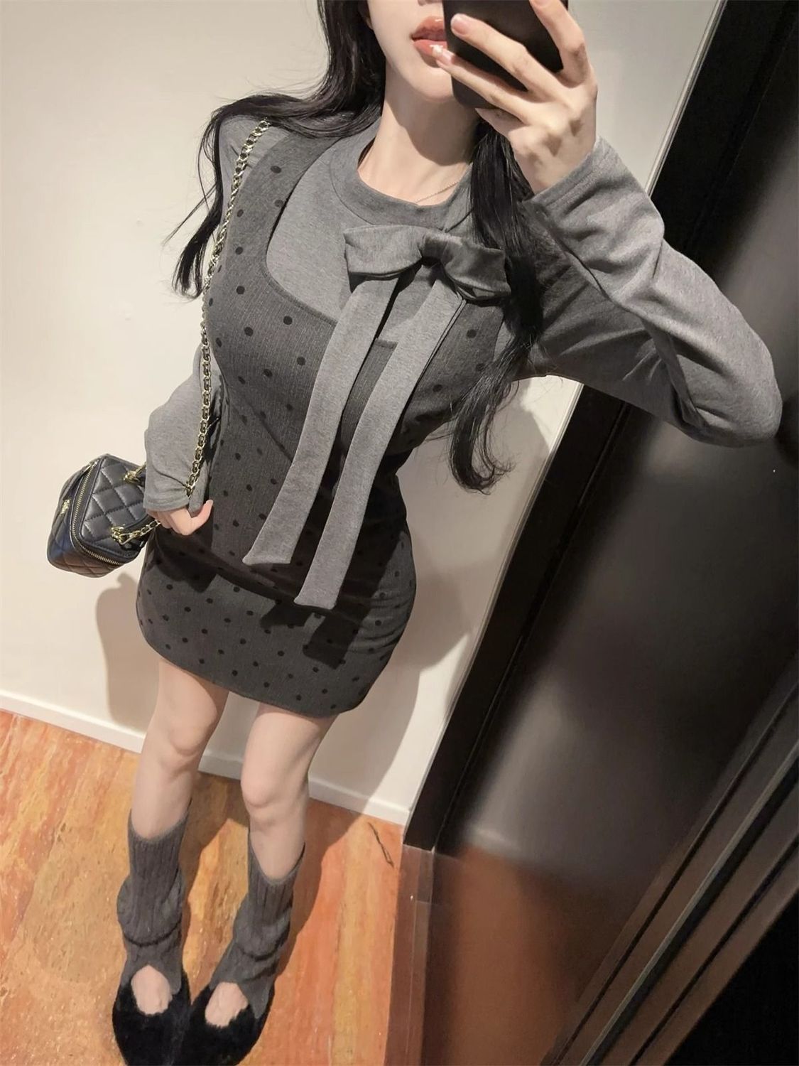 💕法式蝴蝶結飄帶圓領點點背帶兩件套