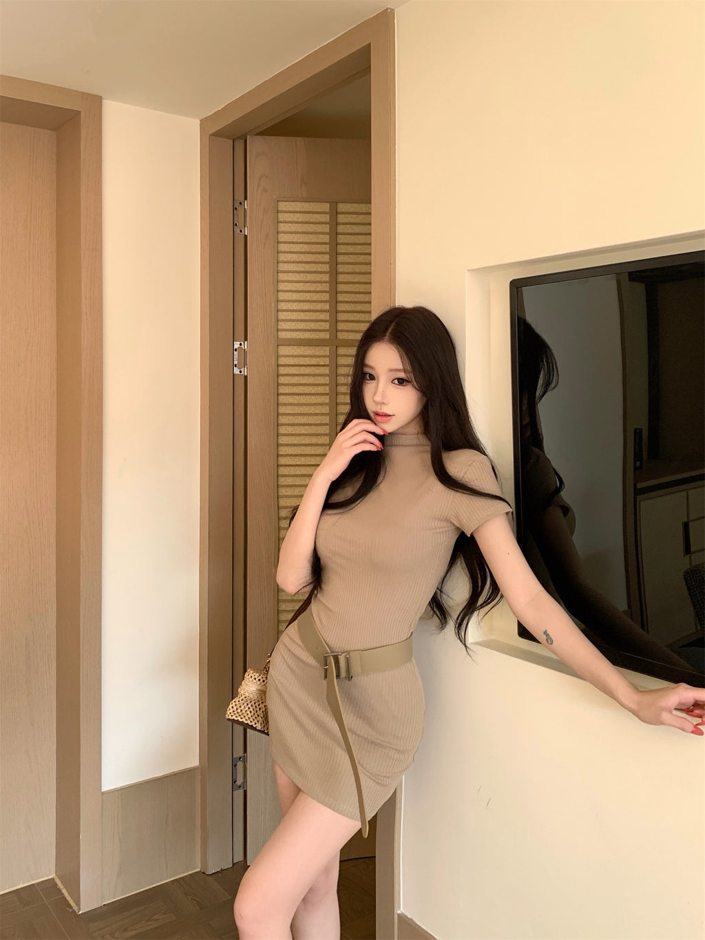 💕韓系法式高級感半高領短袖連衣裙