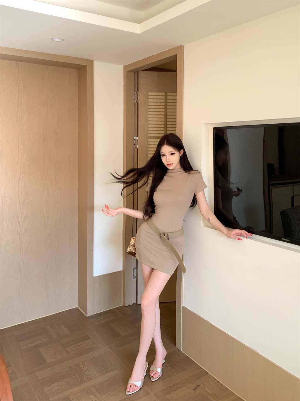 💕韓系法式高級感半高領短袖連衣裙