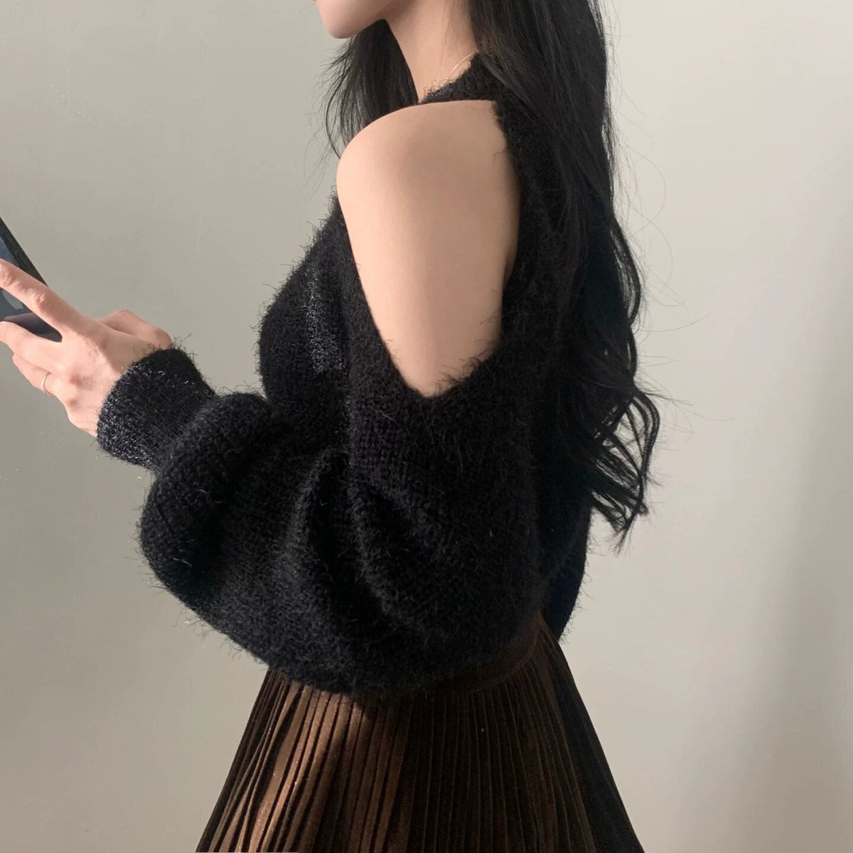 💕chic韓系秋冬短款露肩毛茸茸針織衫