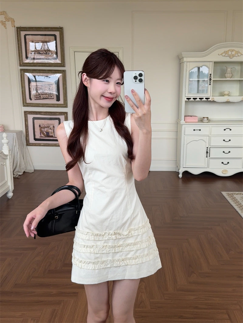 💕下擺木耳邊顯瘦背心連衣裙