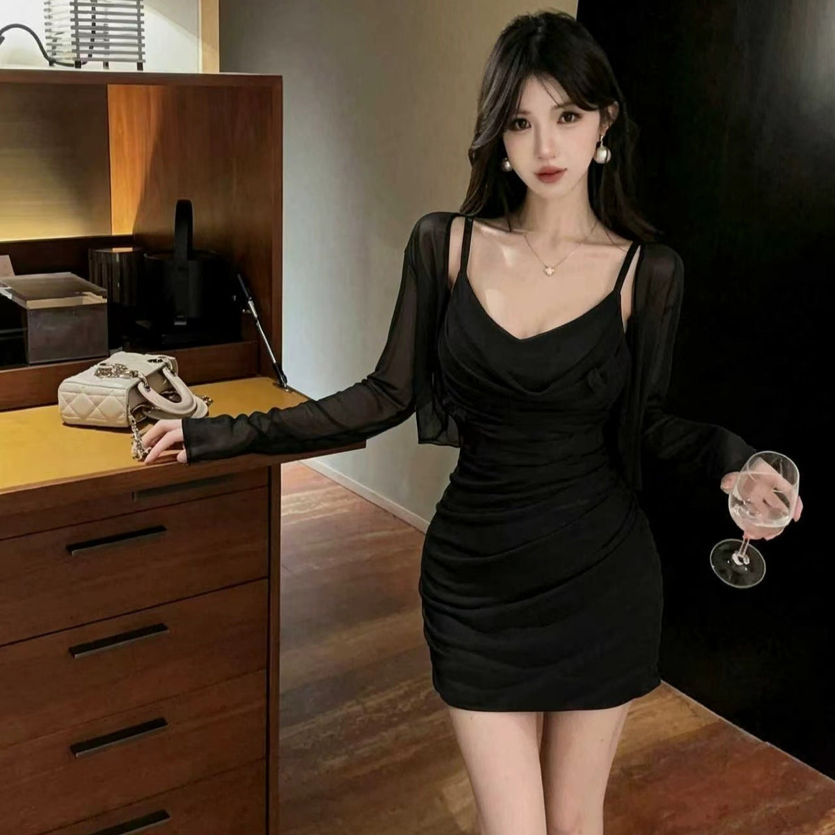 💕甜美性感褶皺修身吊帶連衣裙+開衫