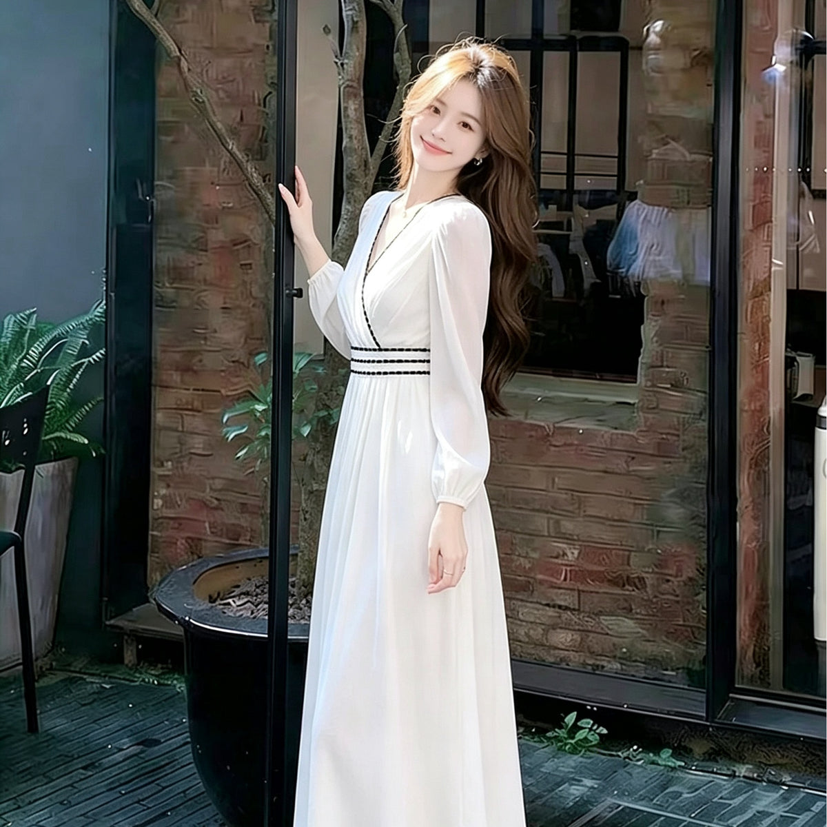💕法式白色V領長款撞色黑邊收腰連衣裙