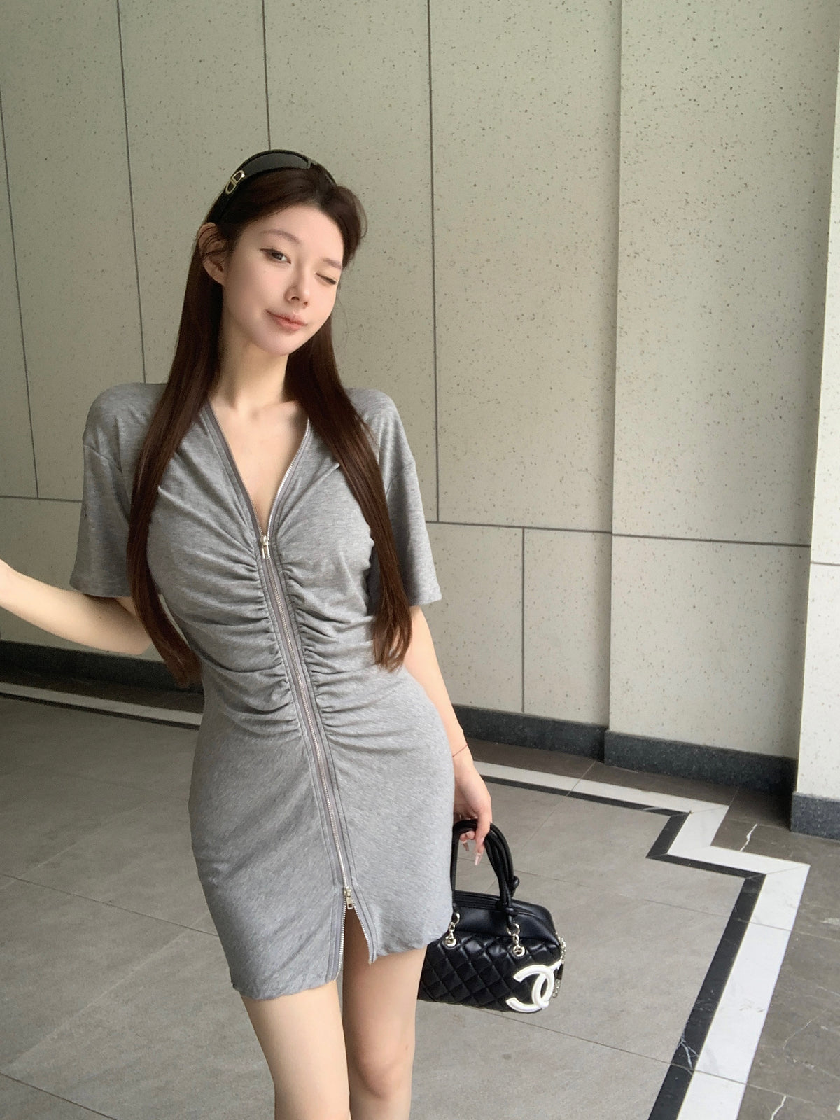 💕休閒簡約韓系黑色收腰V領拉鍊短裙