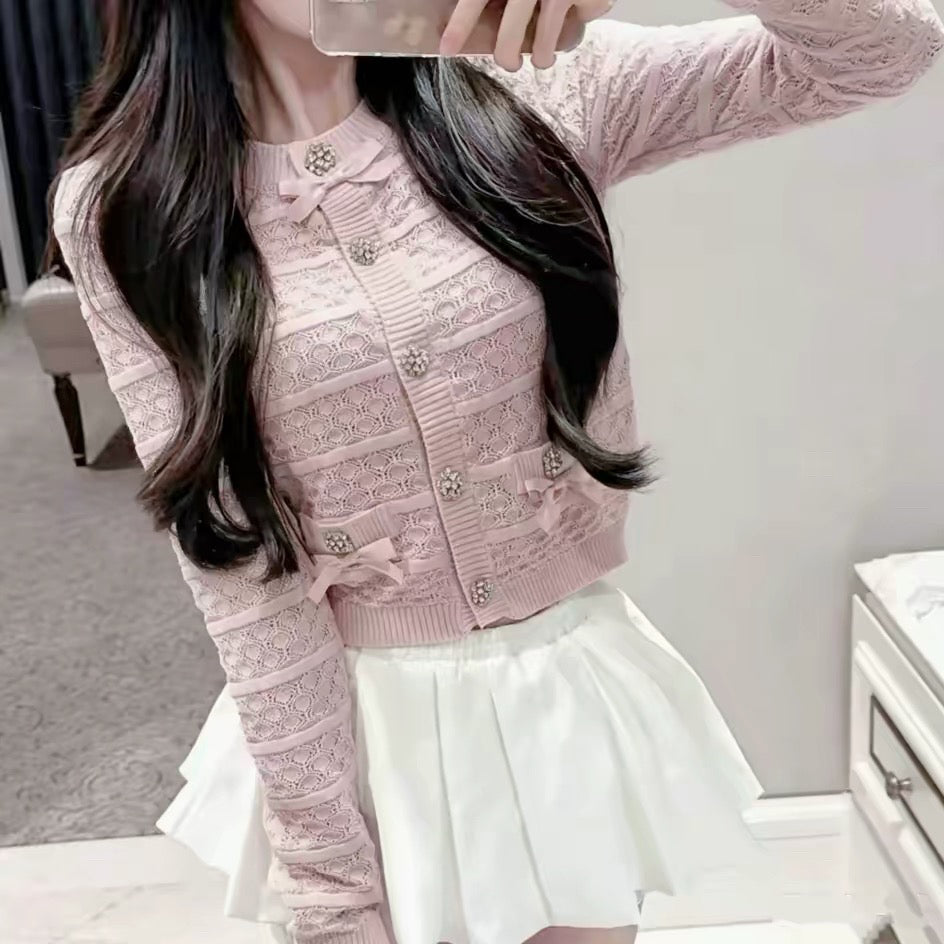 💕chic重工提花鏤空白色鑽扣長袖蝴蝶結上衣